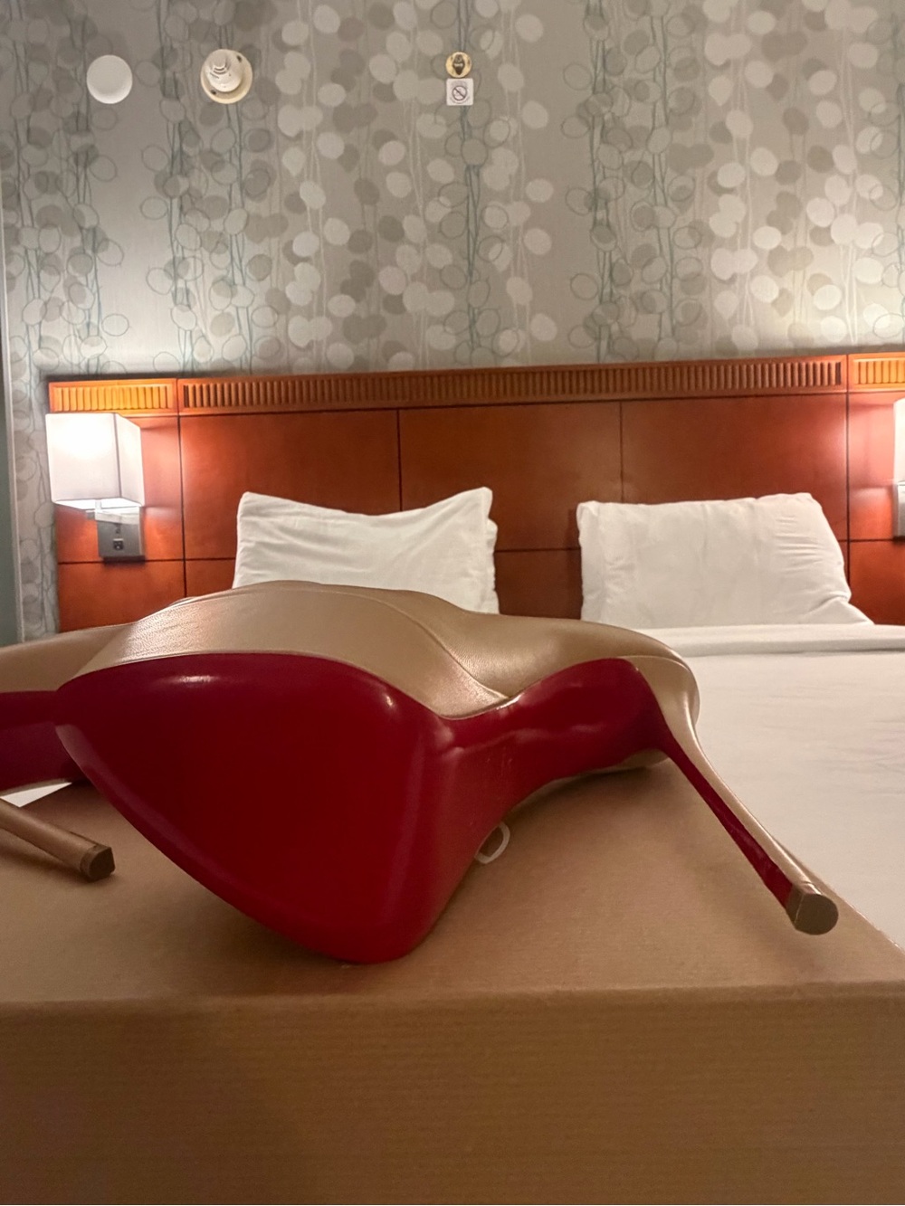 Christian Louboutin Nude Patent Platform Pumps with Signature Red Soles - Picture 7 of 17